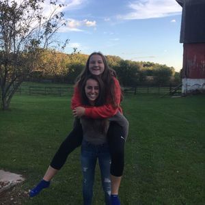 Meet your Posher, Essie